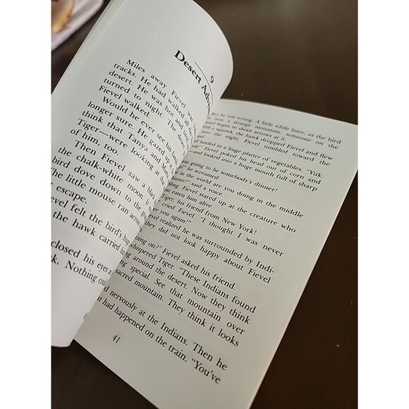 Vtg An American Tail Fievel Goes West Fievel To The Rescue Paperback Book 1991 - Picture 8 of 13